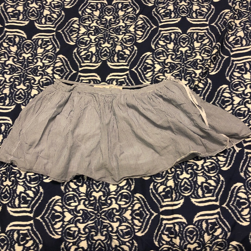 [American Eagle Outfitters] blue and white skirt